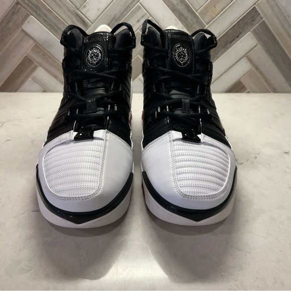 Nike Zoom LeBron III 312147-101 2005 White/Black/Crimson Red MVP Cavaliers - Picture 4 of 13